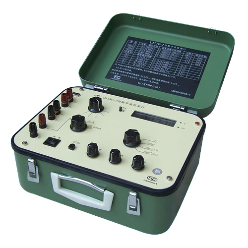 UJ33D22